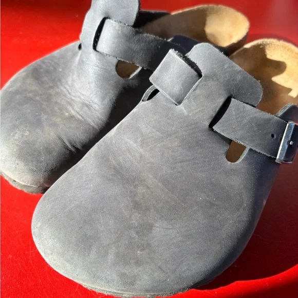 Birkenstock Boston 40 Black Oil Leather Clogs - Picture 1 of 5